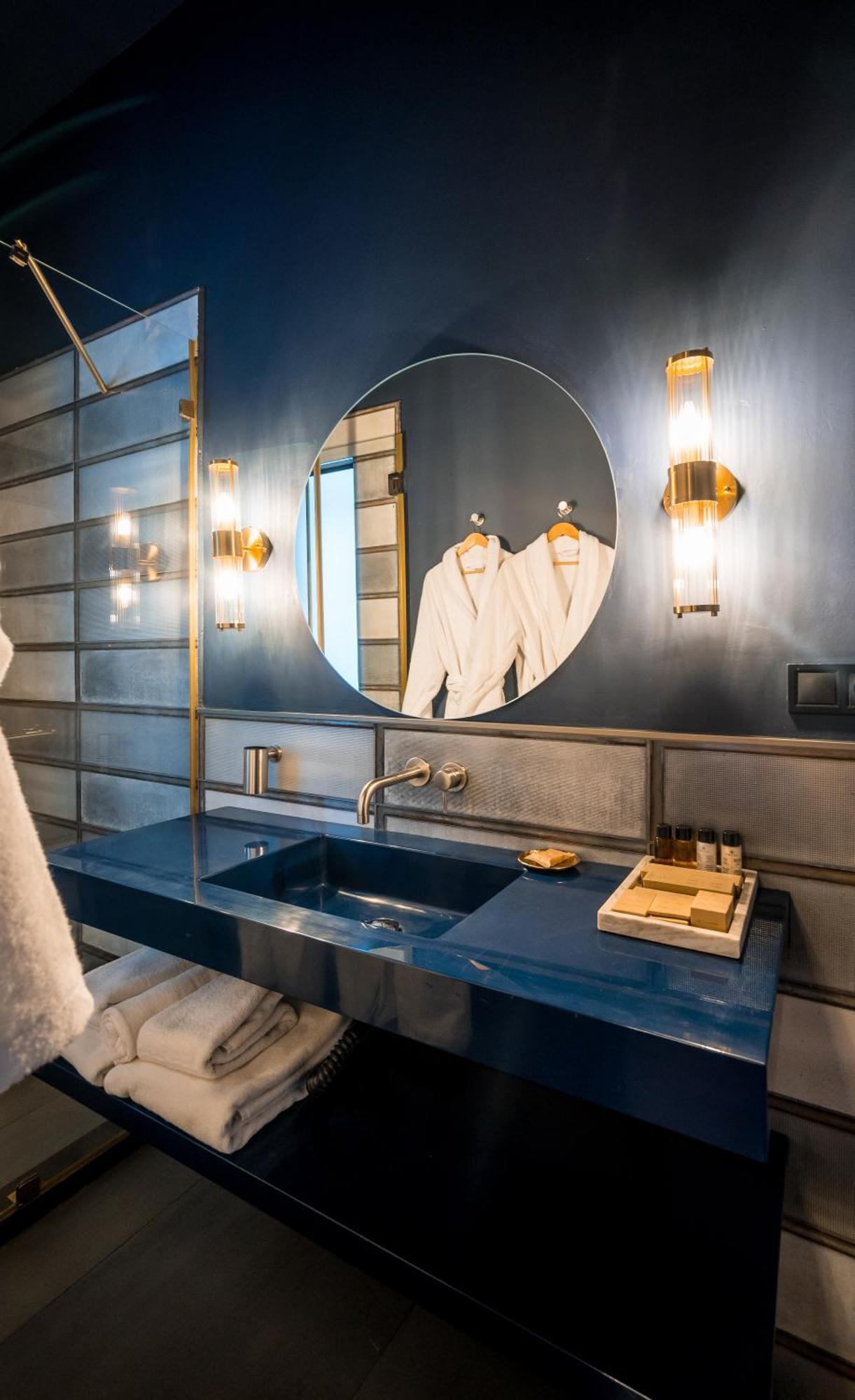 טביליסי Zorba&Bond Boutique Hotel מראה חיצוני תמונה