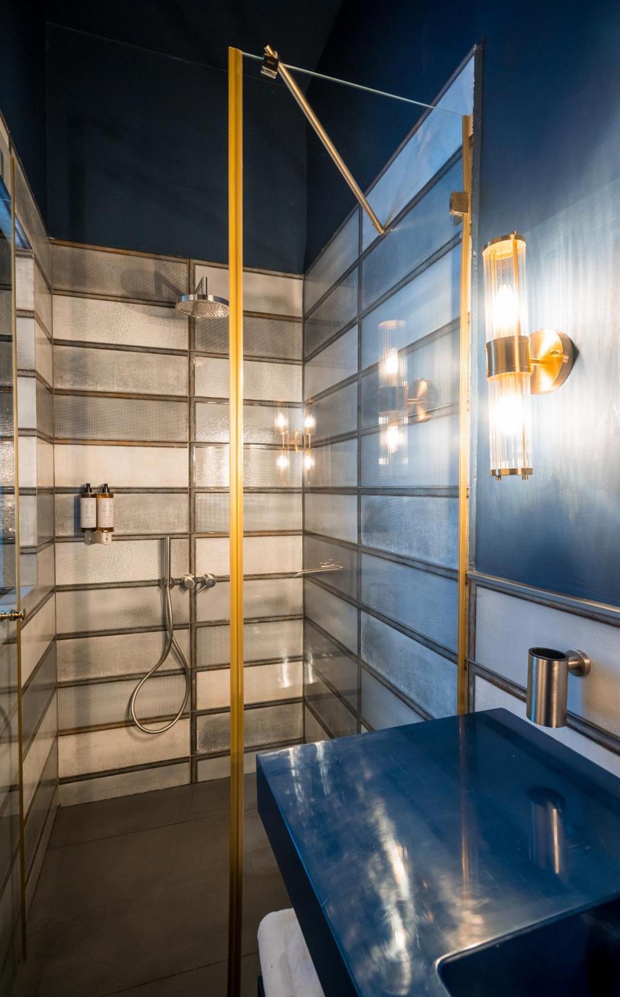טביליסי Zorba&Bond Boutique Hotel מראה חיצוני תמונה
