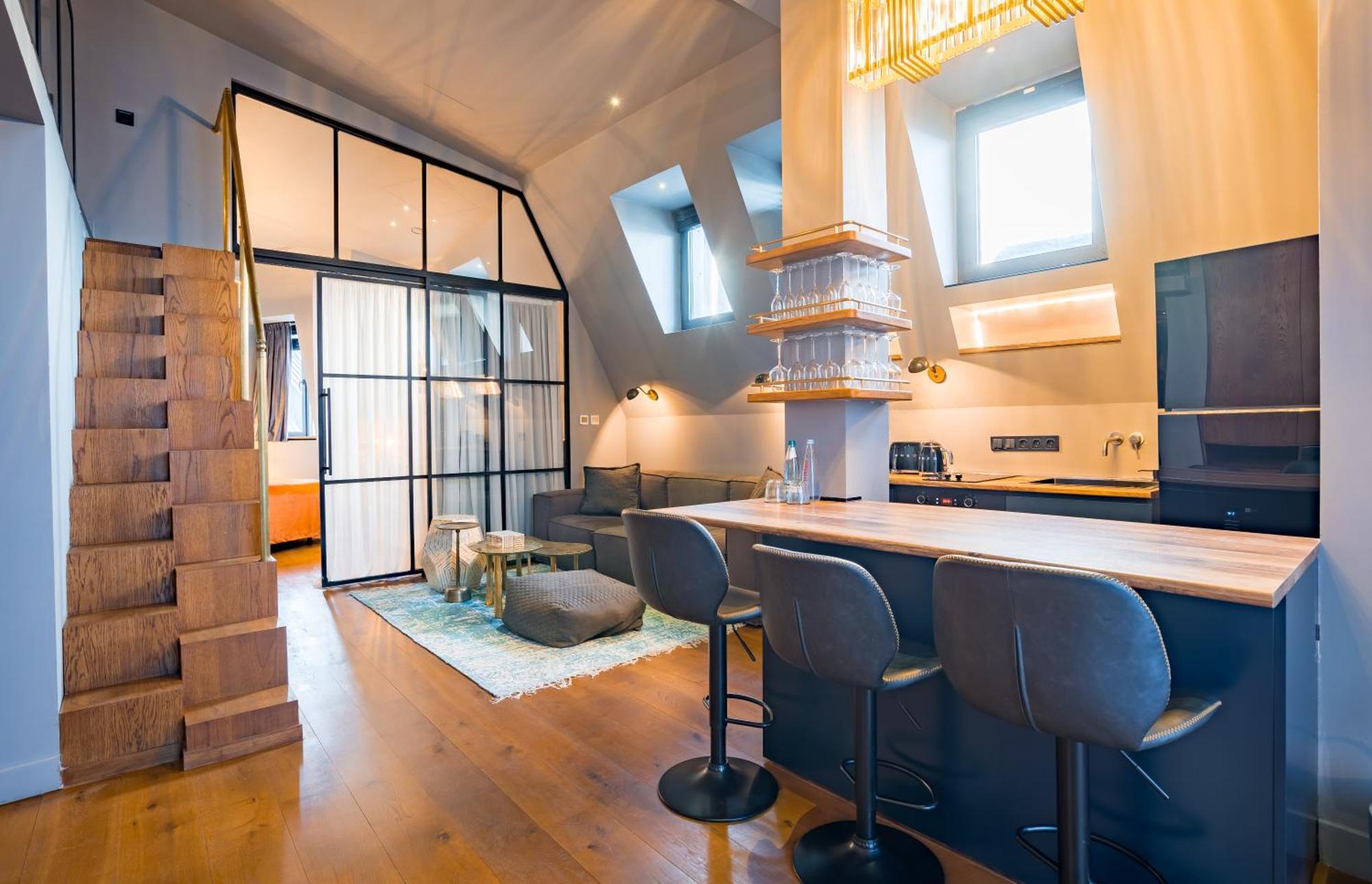 טביליסי Zorba&Bond Boutique Hotel מראה חיצוני תמונה