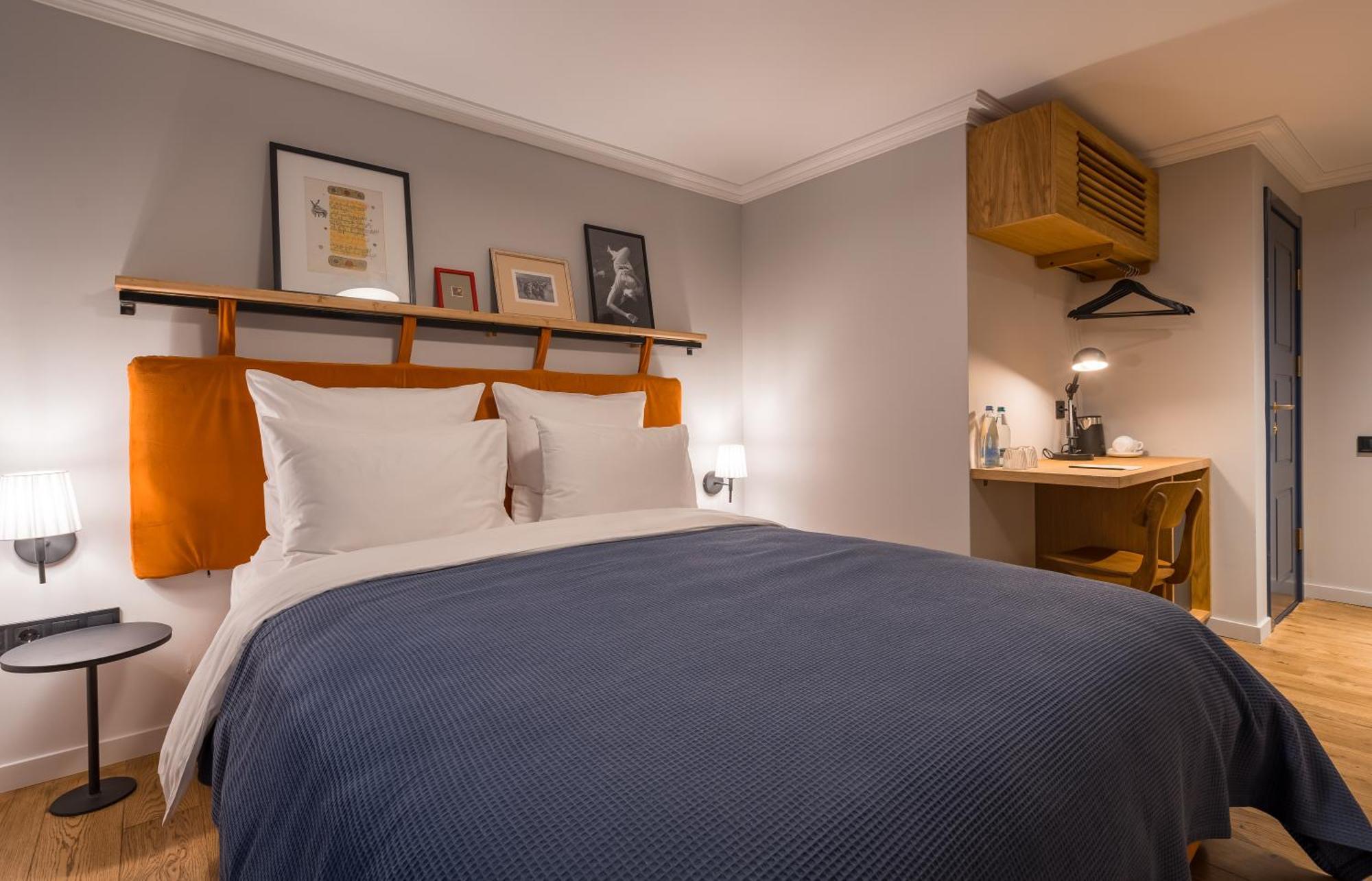טביליסי Zorba&Bond Boutique Hotel חדר תמונה